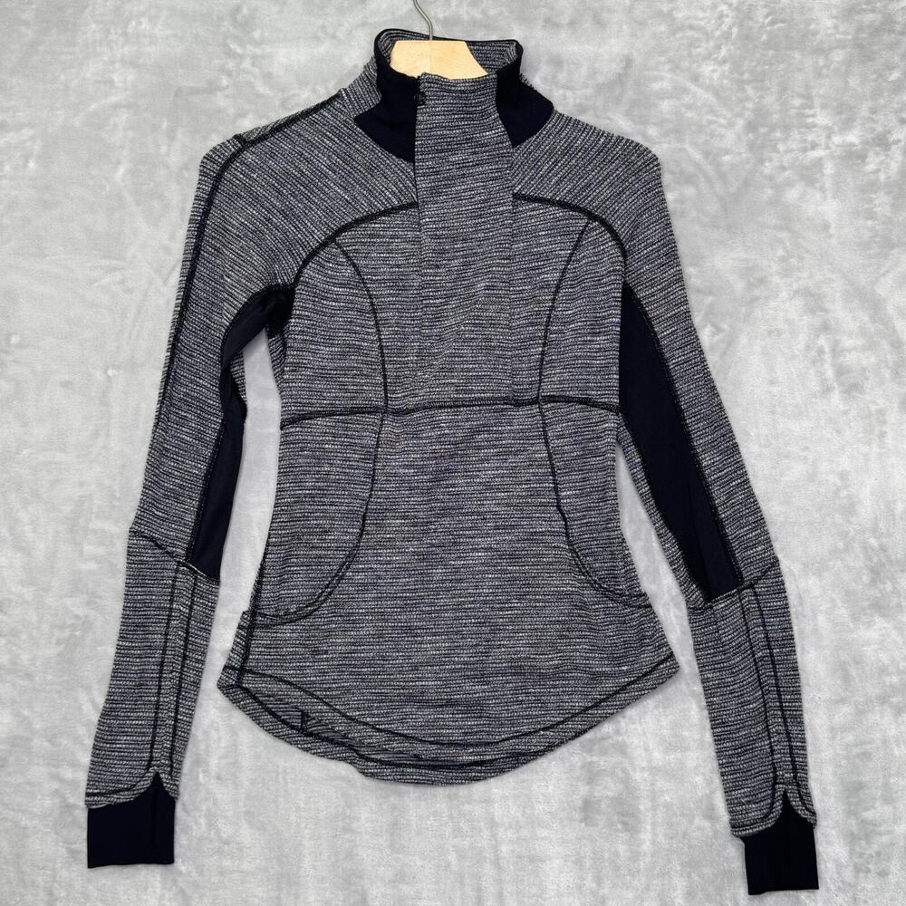 Lululemon Base Runner Womens 4 Coco Pique Black White 1/2 Zip Thumbholes Stretch